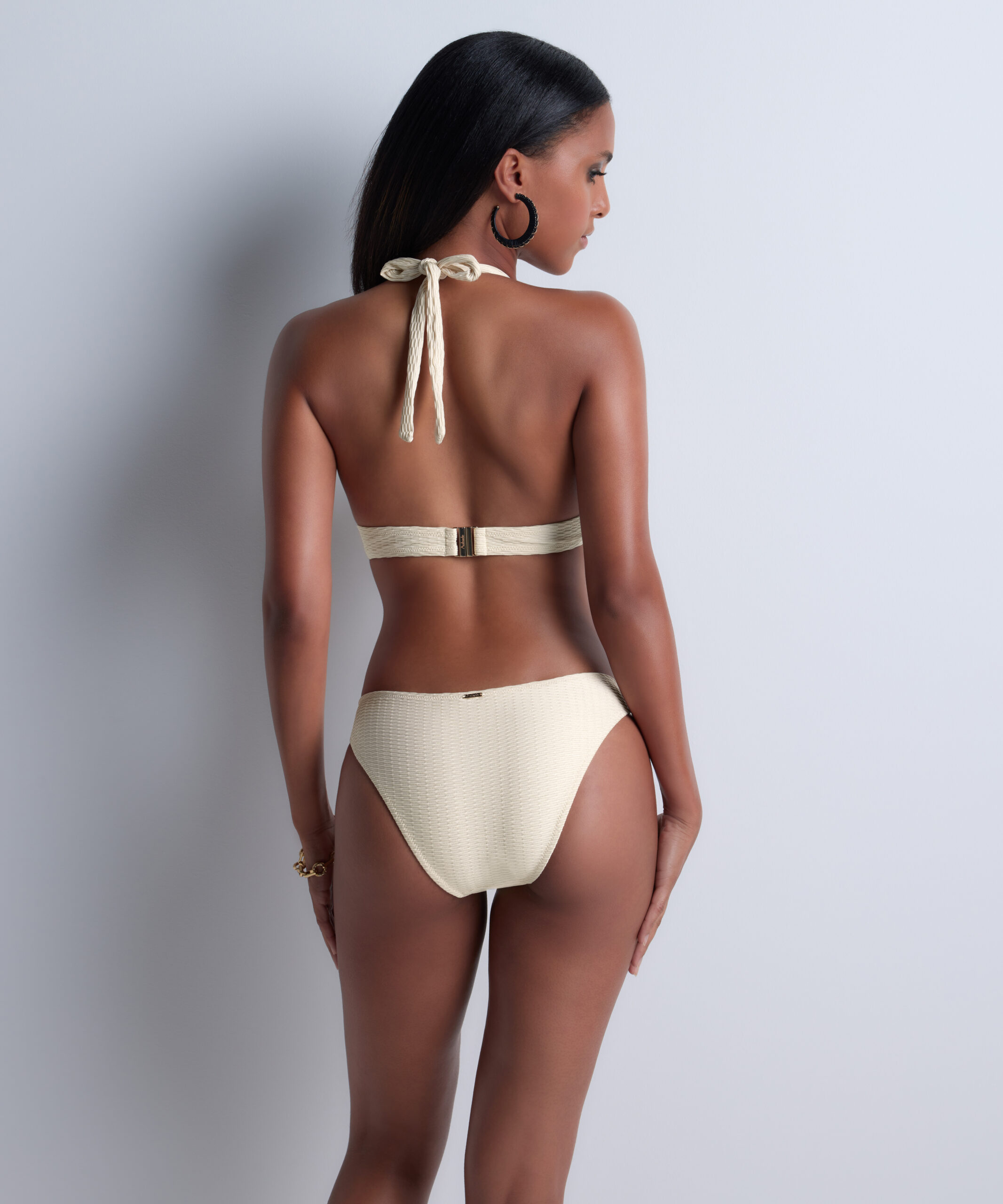 AUBADE_ShimmeringWaters_HautDeMaillotPushUpCoques_GOLW_4S08-O_5